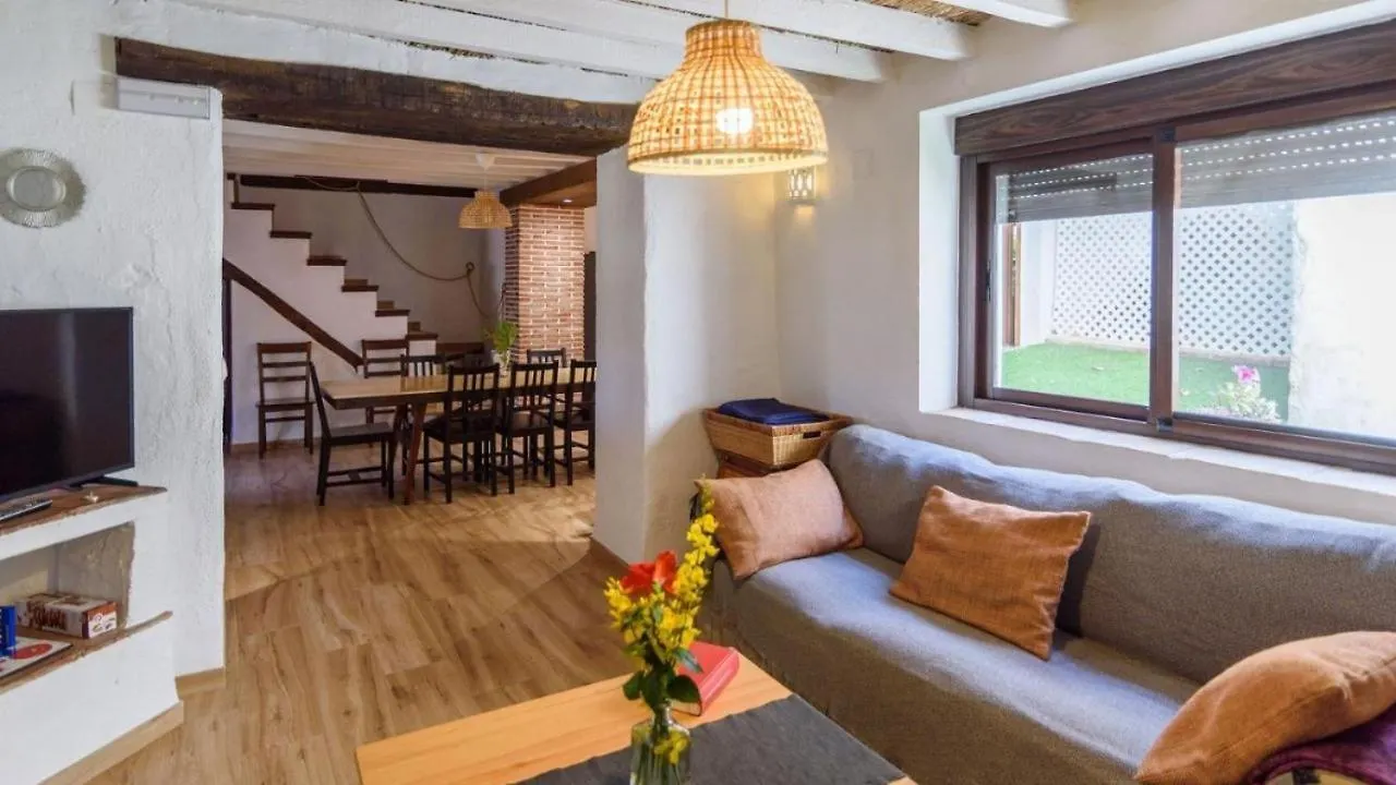 Casa Rural La Teja El Chorro Holiday home